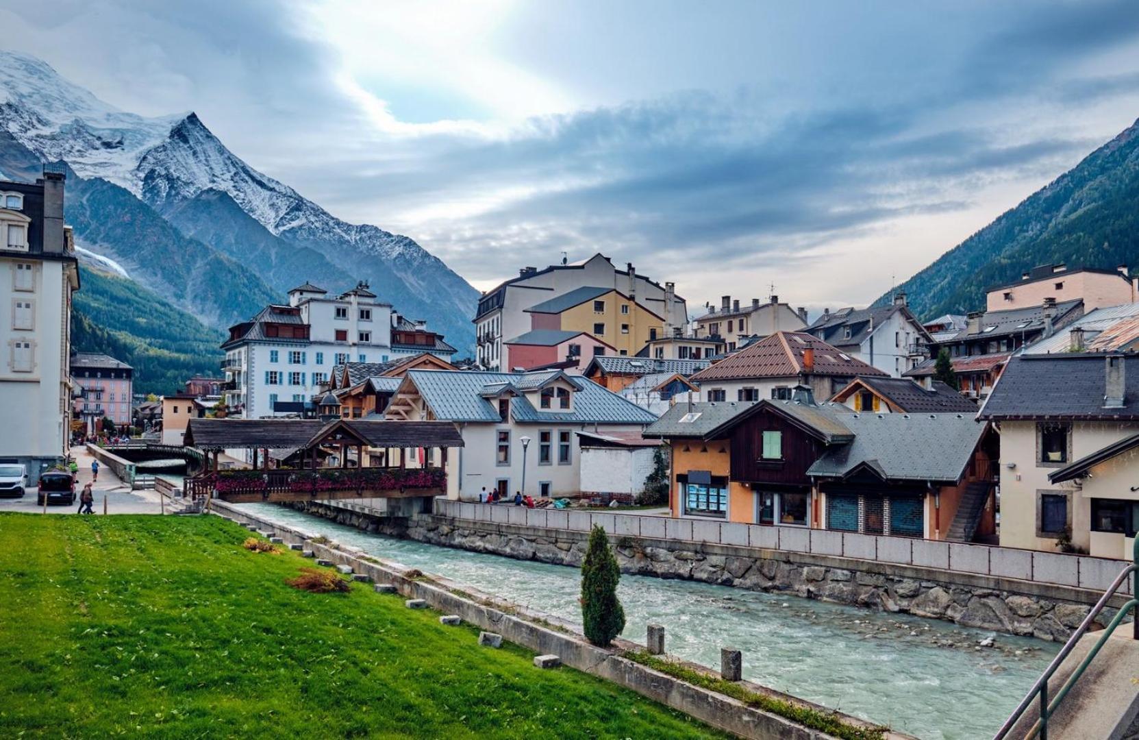 Top Floor Apartment Mansard - Central Chamonix Mont Blanc Haven 외부 사진